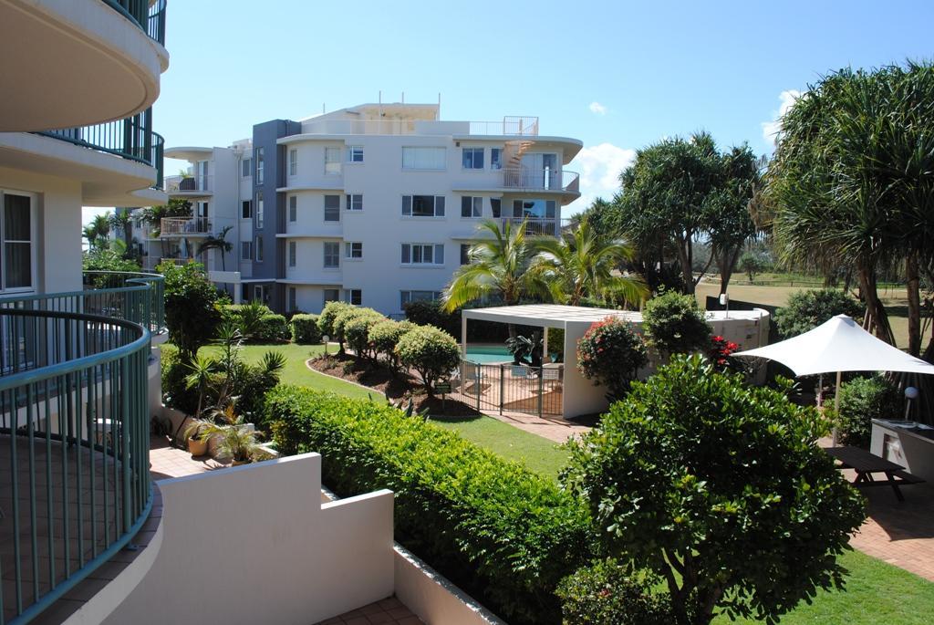 Surfside On The Beach Buddina Exteriér fotografie